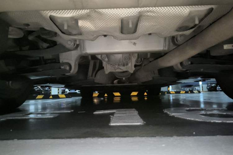 Used BMW 5 Series 2018 525Li Luxury Package Chassis Rear
