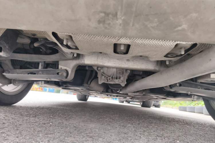Used BMW 5 Series 2018 528Li Launch Special Edition Chassis Rear