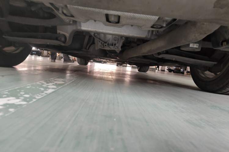 Used BMW 5 Series 2018 528Li Launch Special Edition Chassis Rear