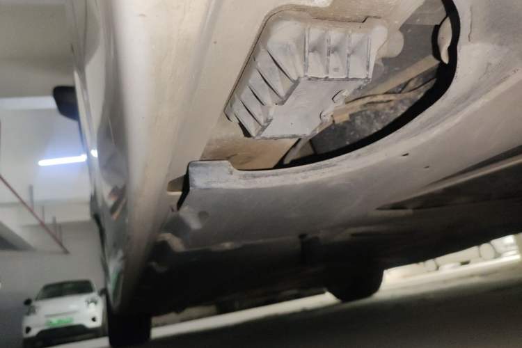 Used BMW 5 Series 2018 528Li Launch Special Edition Chassis Rear Left