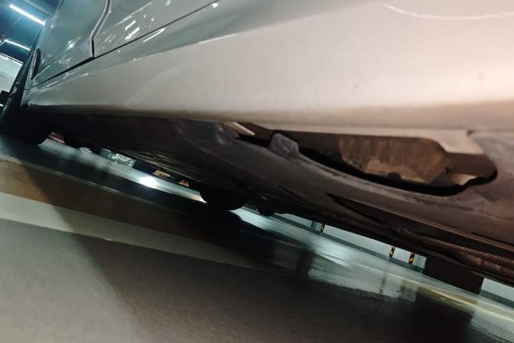 Used BMW 5 Series 2018 525Li M Sport Package Chassis Rear Left