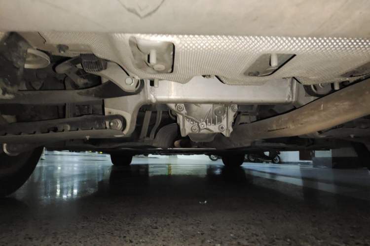 Used BMW 5 Series 2018 528Li Launch Special Edition Chassis Rear