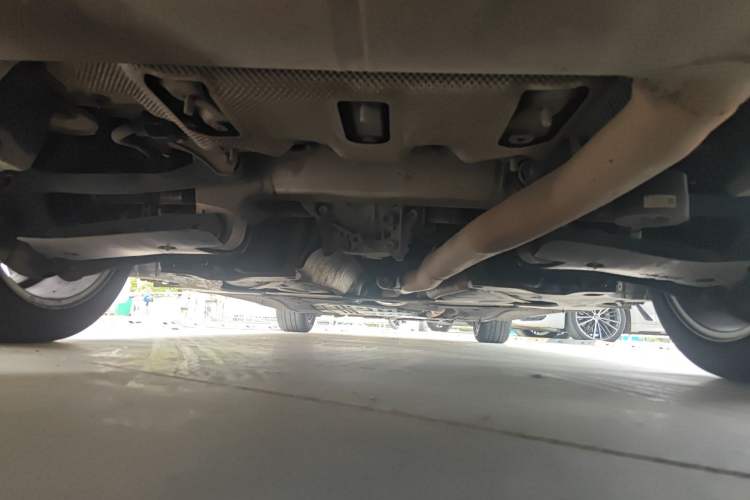 Used BMW 5 Series 2018 530Li Leading Edition Luxury Package Chassis Rear