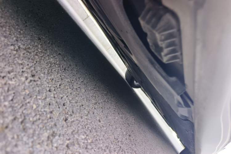 Used BMW 5 Series 2018 525Li M Sport Package Chassis Rear Right