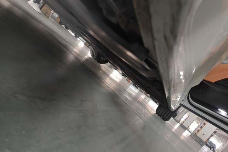 Used BMW 5 Series 2018 528Li Launch Special Edition Chassis Rear Right