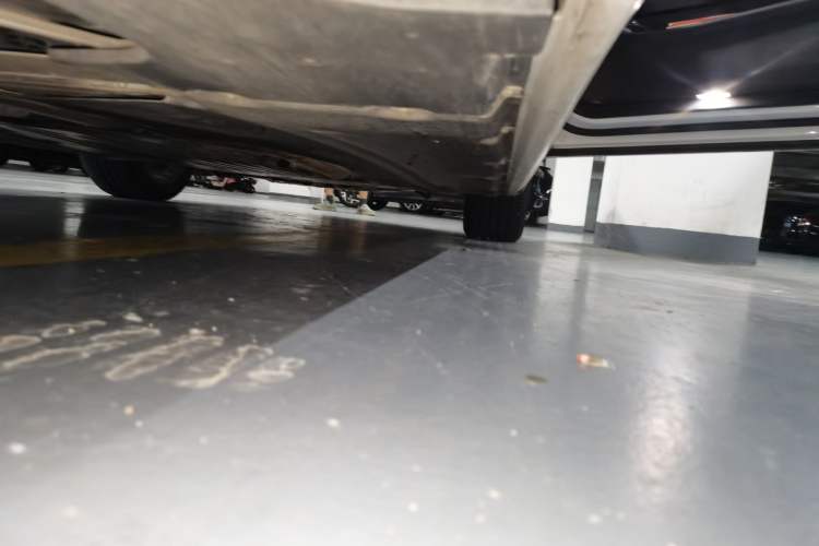 Used BMW 5 Series 2018 525Li Luxury Package Chassis Rear Right