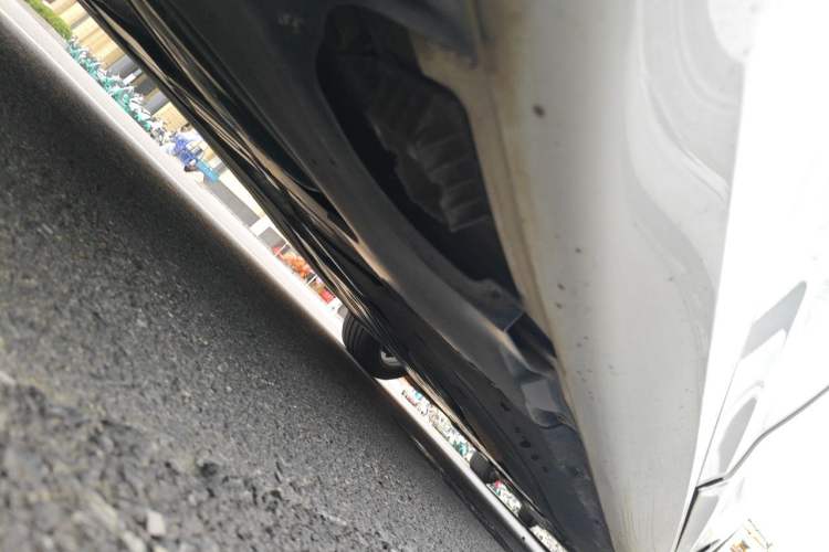 Used BMW 5 Series 2018 525Li M Sport Package Chassis Rear Right