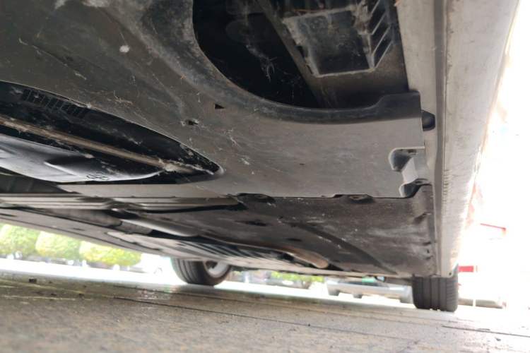 Used BMW 5 Series 2018 530Li Leading Model M Sport Package Chassis Rear Right