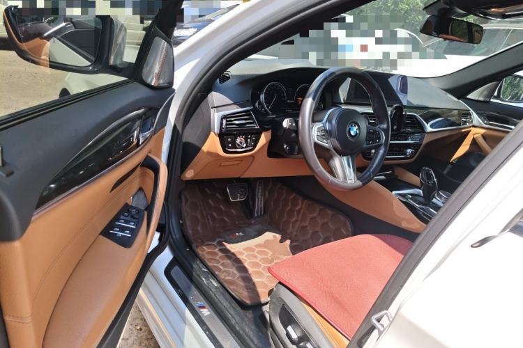 Used BMW 5 Series 2018 530Li Leading Model M Sport Package Driver Seat