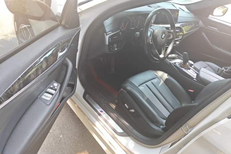 Used BMW 5 Series 2018 525Li M Sport Package Driver Seat