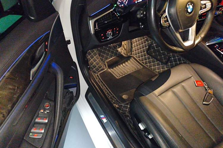 Used BMW 5 Series 2018 525Li M Sport Package Driver Seat