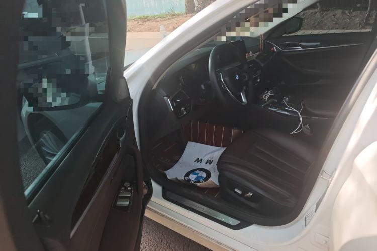 Used BMW 5 Series 2018 525Li Luxury Package Driver Seat