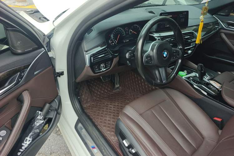 Used BMW 5 Series 2018 525Li M Sport Package Driver Seat