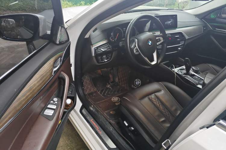 Used BMW 5 Series 2018 Revised Version 530Li Leading Edition Luxury Package Driver Seat