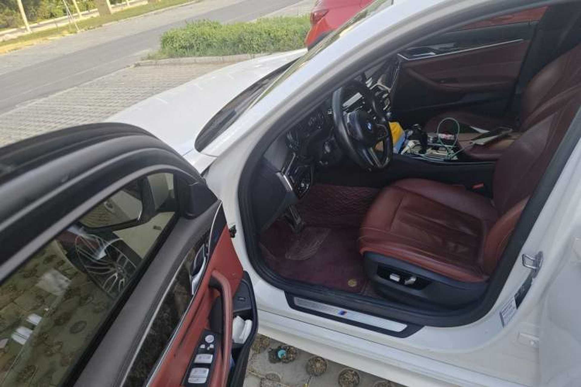 Used BMW 5 Series 2018 Restyled 530Li Leading Edition M Sport Package Driver Seat
