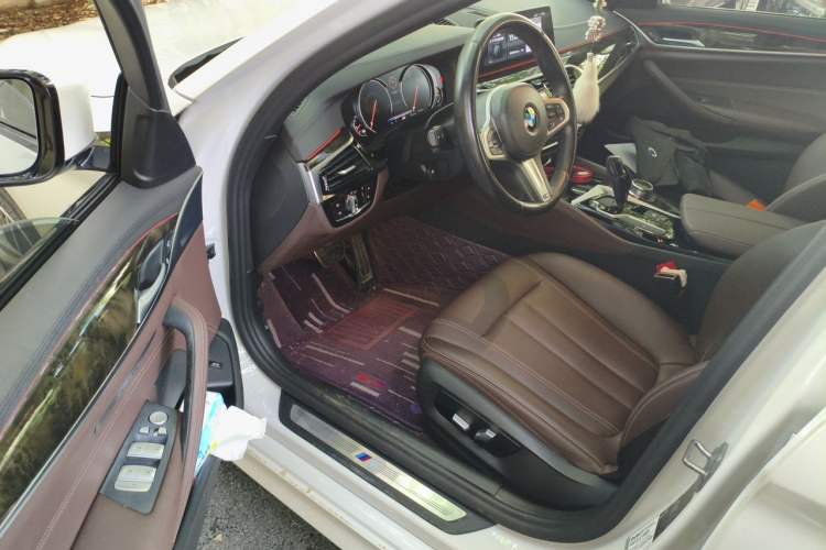 Used BMW 5 Series 2018 525Li M Sport Package Driver Seat