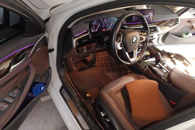 Used BMW 5 Series 2018 525Li Luxury Package Driver Seat