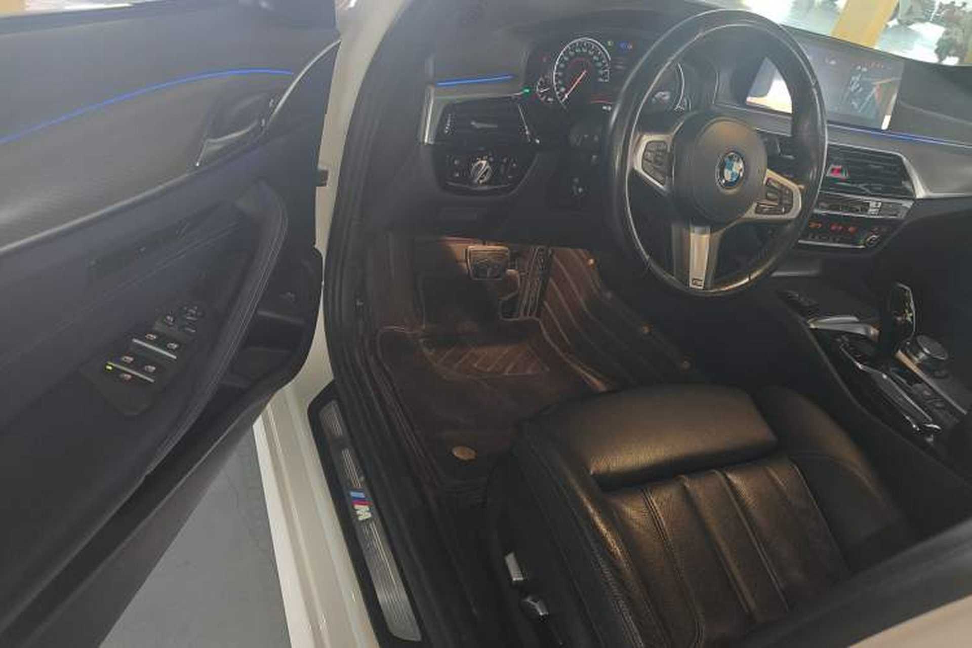 Used BMW 5 Series 2018 525i M Sport Package Driver Seat