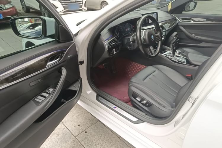 Used BMW 5 Series 2018 525Li M Sport Package Driver Seat