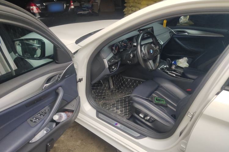 Used BMW 5 Series 2018 525Li M Sport Package Driver Seat