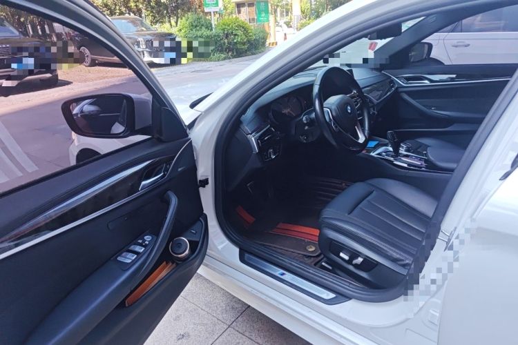 Used BMW 5 Series 2018 525Li M Sport Package Driver Seat