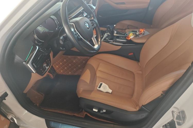 Used BMW 5 Series 2018 530Li Leading Model M Sport Package Driver Seat