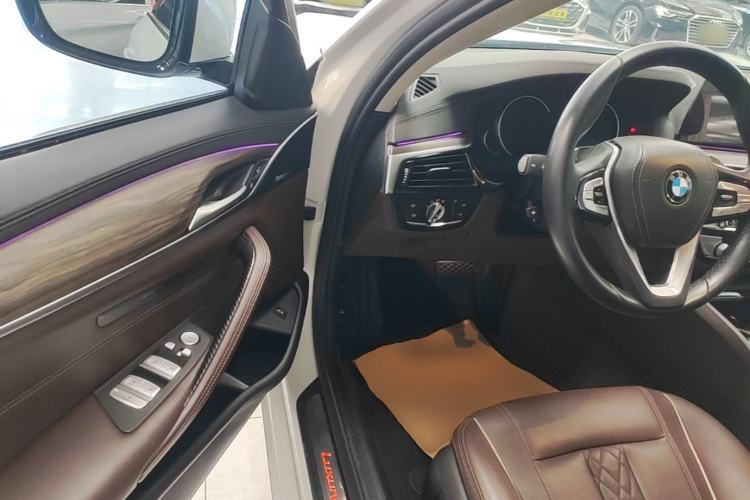 Used BMW 5 Series 2018 Revised Version 530Li Leading Edition Luxury Package Driver Seat
