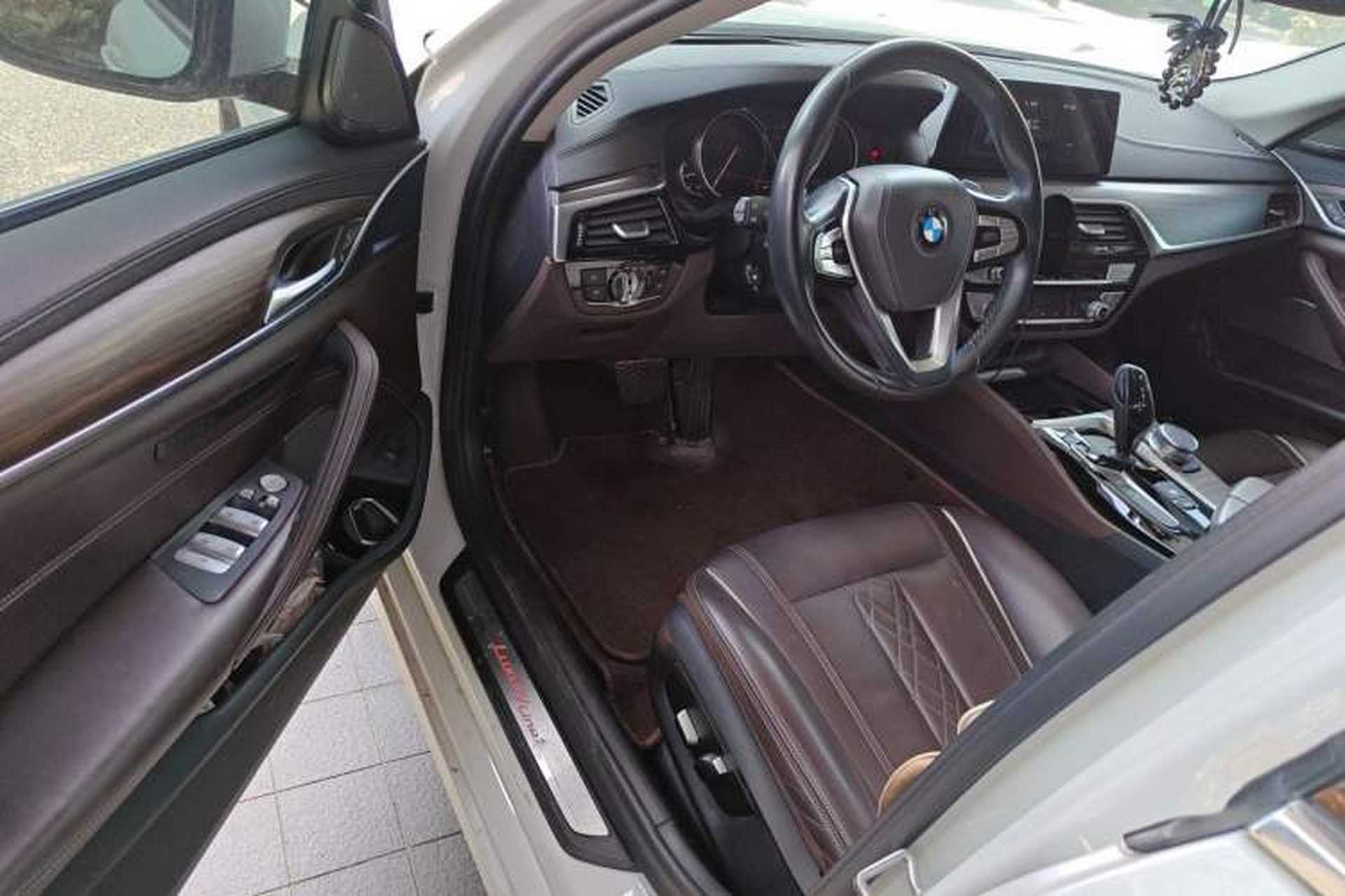 Used BMW 5 Series 2018 Facelifted 530Li Luxury Edition Premium Package Driver Seat