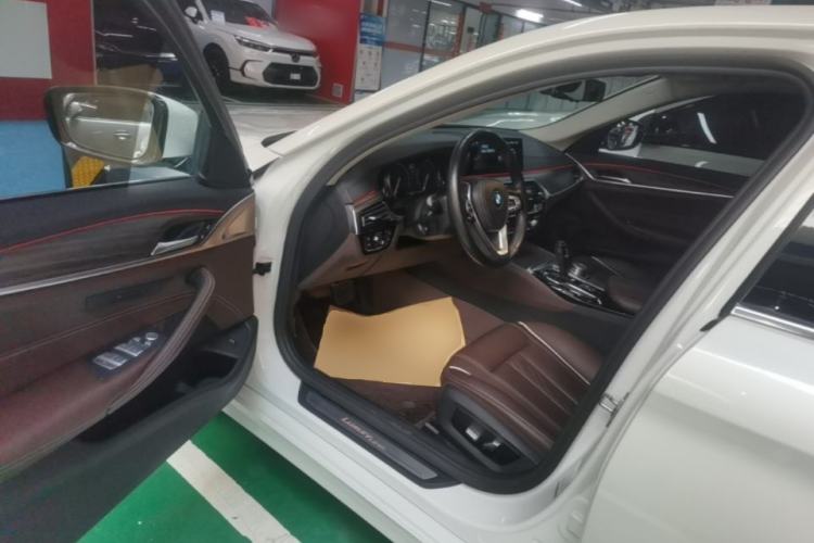 Used BMW 5 Series 2018 Revised Version 530Li Leading Edition Luxury Package Driver Seat