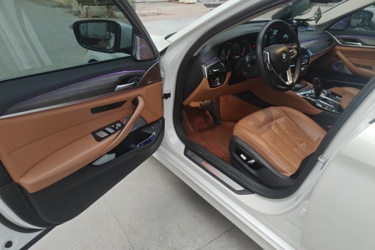 Used BMW 5 Series 2018 Revised Version 530Li Leading Edition Luxury Package Driver Seat