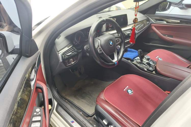 Used BMW 5 Series 2018 Restyled 530Li Leading Edition M Sport Package Driver Seat
