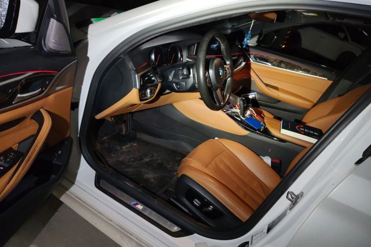 Used BMW 5 Series 2018 Restyled 530Li Luxury Edition M Sport Package Driver Seat