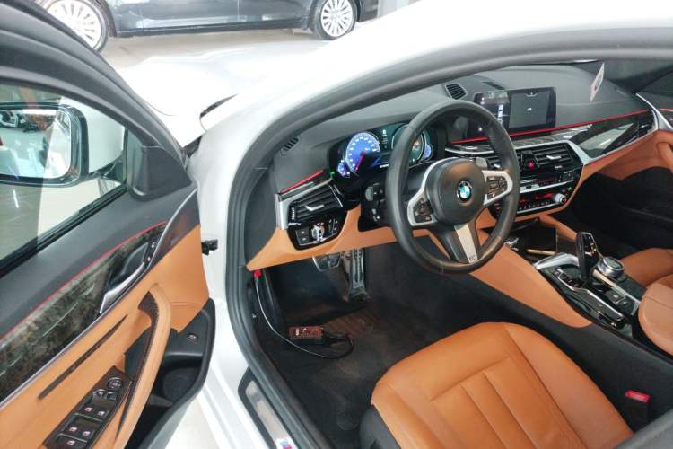 Used BMW 5 Series 2018 530Li xDrive M Sport Package Driver Seat