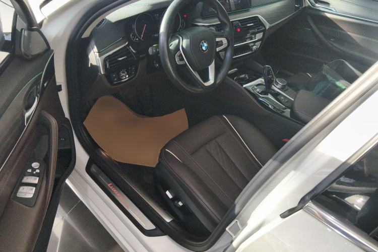 Used BMW 5 Series 2018 Revised Version 530Li Leading Edition Luxury Package Driver Seat