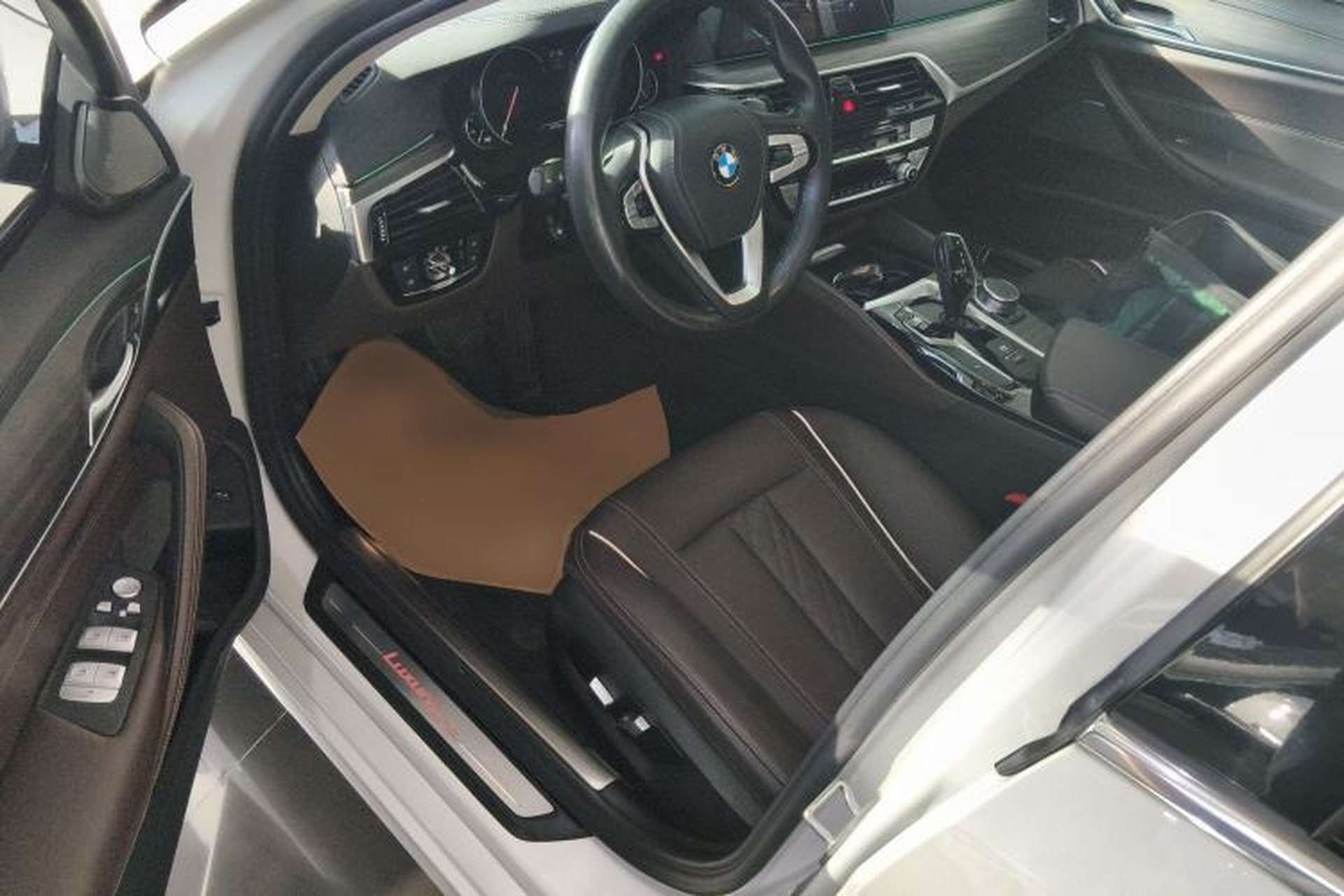 Used BMW 5 Series 2018 Revised Version 530Li Leading Edition Luxury Package Driver Seat