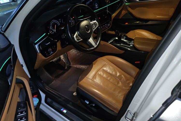 Used BMW 5 Series 2018 Restyled 530Li Luxury Edition M Sport Package Driver Seat