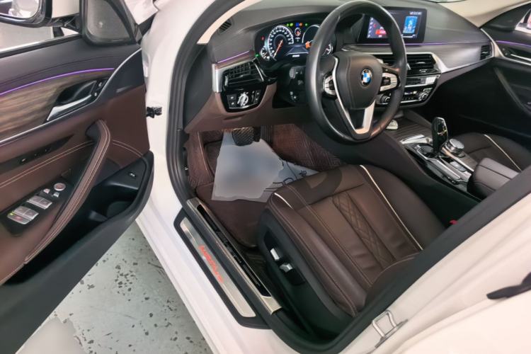 Used BMW 5 Series 2018 Revised Version 530Li Leading Edition Luxury Package Driver Seat