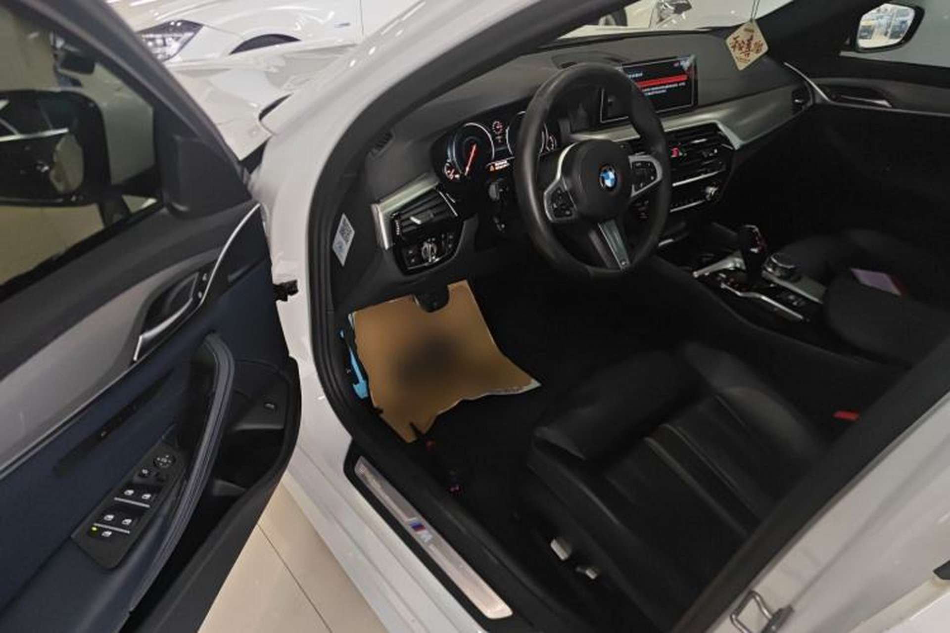 Used BMW 5 Series 2018 525i M Sport Package Driver Seat