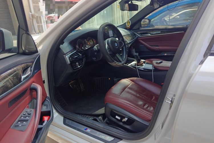 Used BMW 5 Series 2018 530Li Luxury Edition M Sport Package Driver Seat