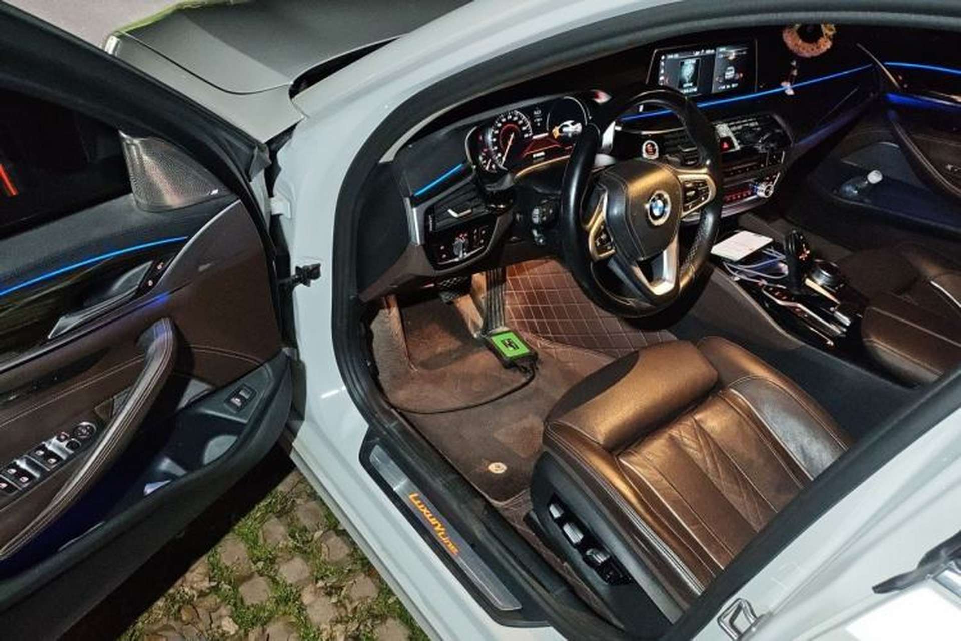 Used BMW 5 Series 2018 530Li Luxury Edition Premium Package Driver Seat
