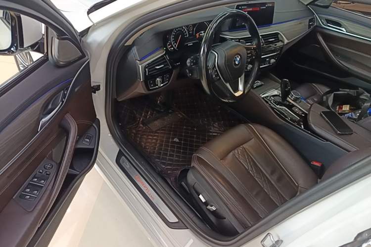 Used BMW 5 Series 2018 530Li Luxury Edition Premium Package Driver Seat