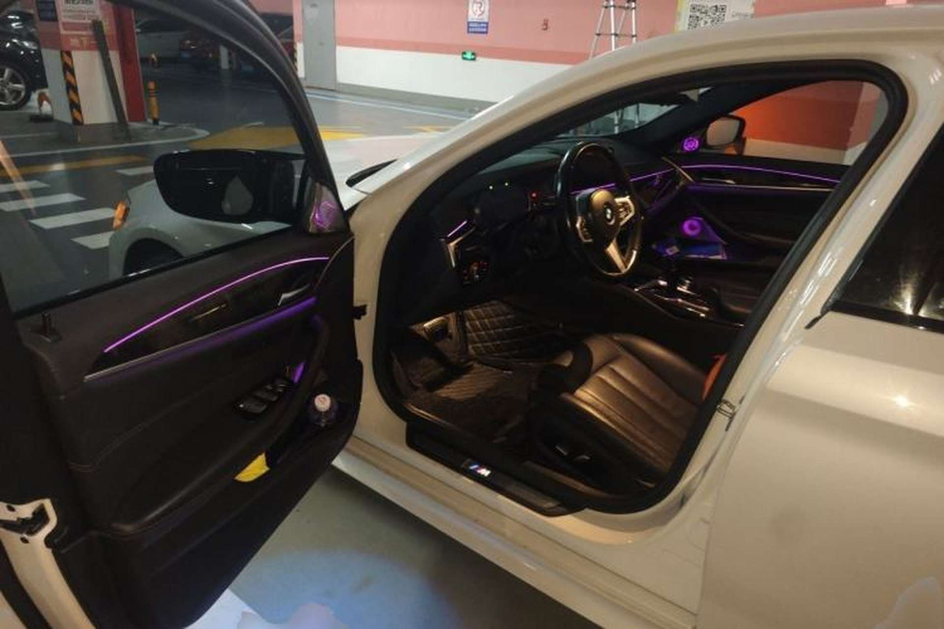 Used BMW 5 Series 2018 Restyled 530Li Leading Edition M Sport Package Driver Seat
