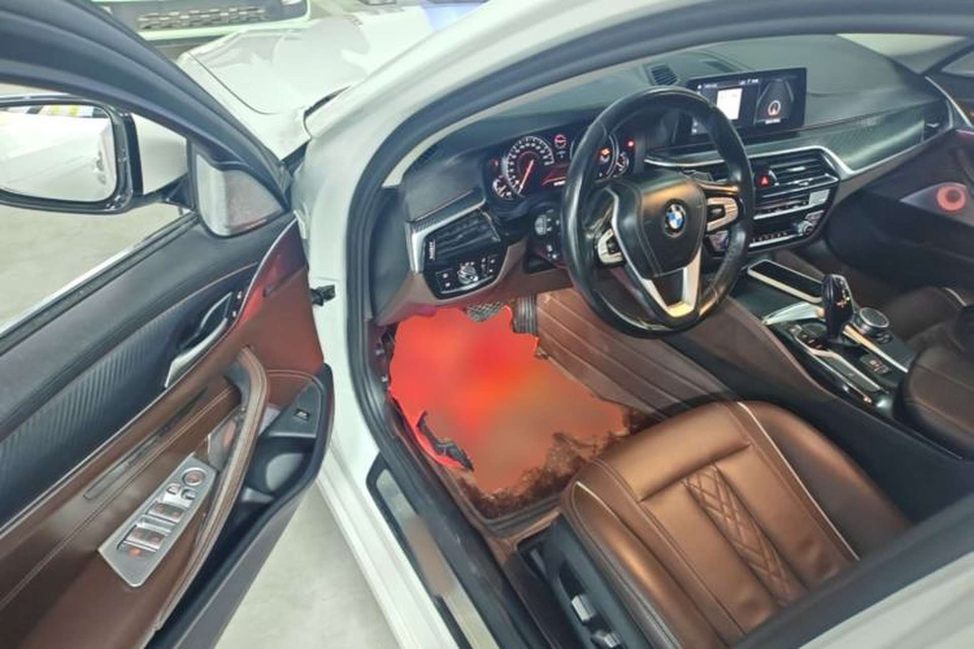 Used BMW 5 Series 2018 Facelifted 530Li xDrive Luxury Package Driver Seat