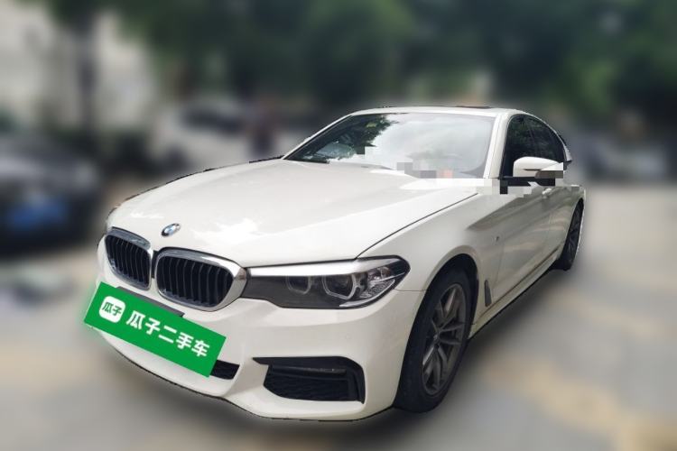 Used BMW 5 Series 2018 525i M Sport Package Guazi used car, China used car export, Used car for sale, Used cars, Cheapest cars for sale