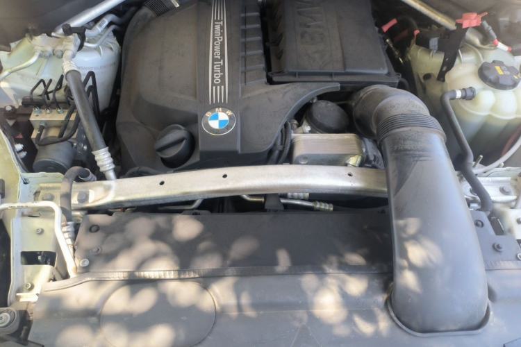 Used BMW 5 Series  Engine Bay