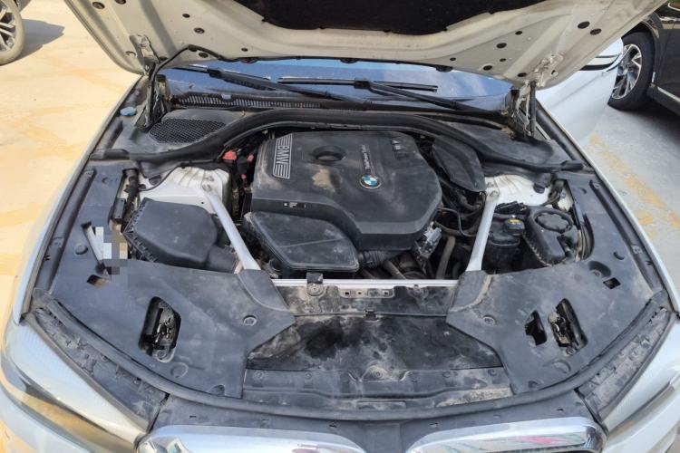 Used BMW 5 Series 2018 525Li M Sport Package Engine Bay