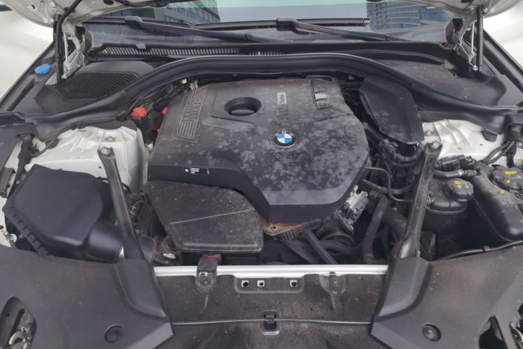 Used BMW 5 Series 2018 528Li Launch Special Edition Engine Bay