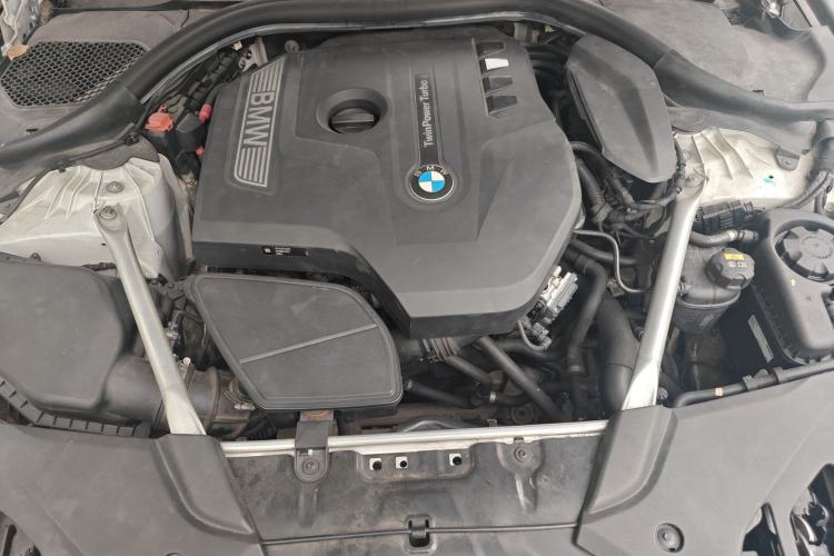Used BMW 5 Series 2018 Restyled 530Li Leading Edition M Sport Package Engine Bay