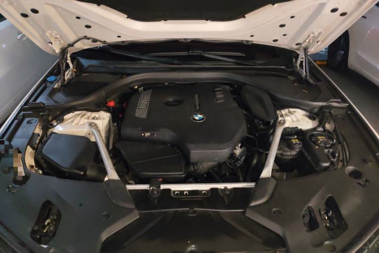 Used BMW 5 Series 2018 Restyled 530Li Leading Edition M Sport Package Engine Bay
