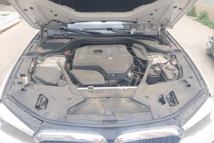 Used BMW 5 Series 2018 525i M Sport Package Engine Bay